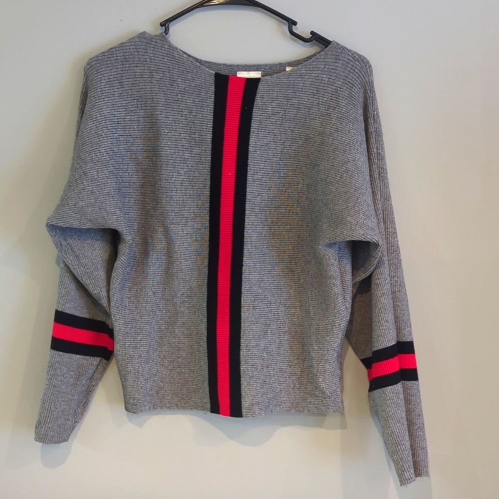 Day trip sweater size xs